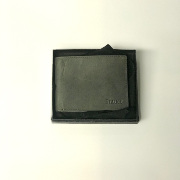 New never used Stauer classic leather wallet - Picture 3 of 3